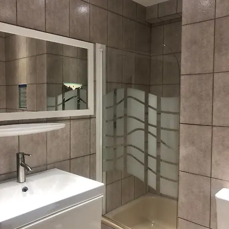 Business Meets Apartment